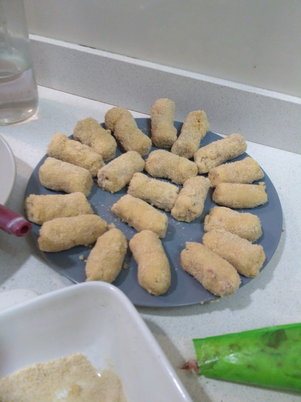 Croquetes casolanes, a punt d'arrebossar
